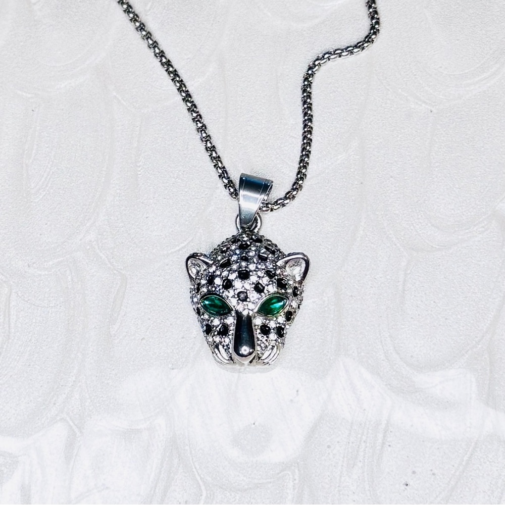 Sparkly Jaguar Head Pendant Necklace | Emerald Eyes | Statement Jewelry
